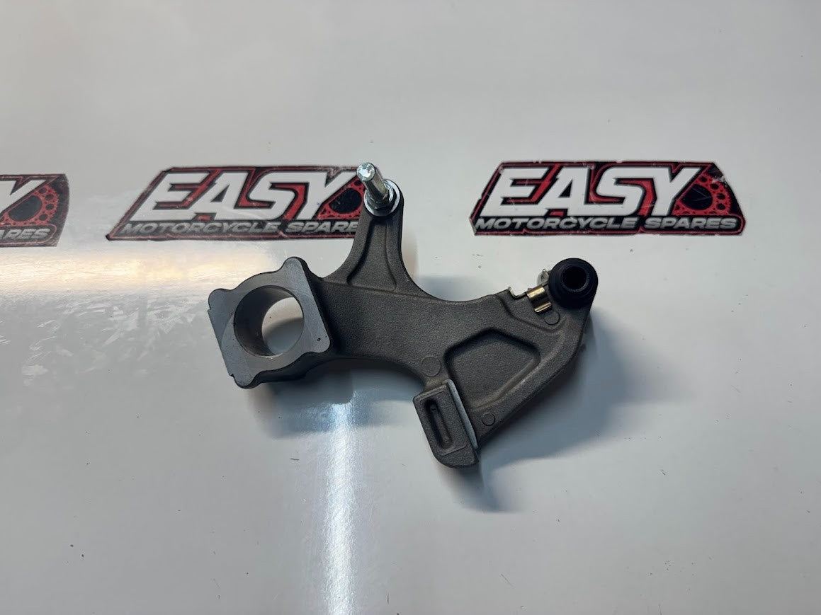Suzuki GSXR 1000 2009-2016 Rear Brake Caliper Bracket OEM Genuine 69150-47H00