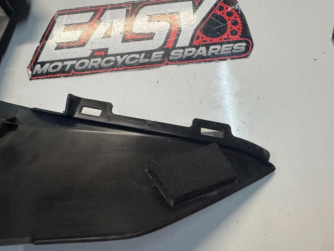Suzuki GSXR 1000 2009-2016 RH Side Frame Cover OEM Genuine 47421-47HA0