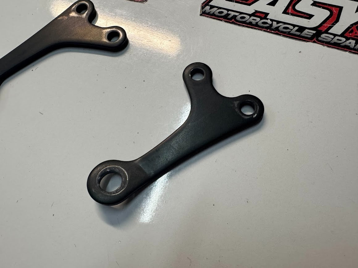 Yamaha YZF R7 2022-2025 Engine Mount Stay Brackets OEM Genuine BEB-21315-00