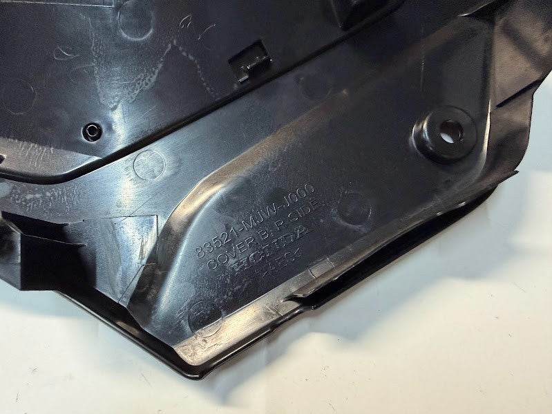 RH Side Cover Panel Honda CBR 500R 2016-2018 OEM 83521-MJW-J00