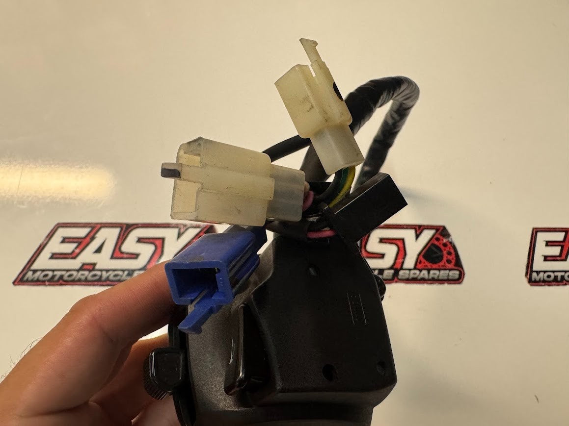 Yamaha YZF R15 2011-2018 LH Switch Block OEM Genuine 20P-H3972-02