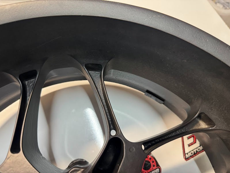 Yamaha YZF R1 2020 Rear Wheel Rim B3L-25338-00 OEM Genuine *READ DESCRIPTION*