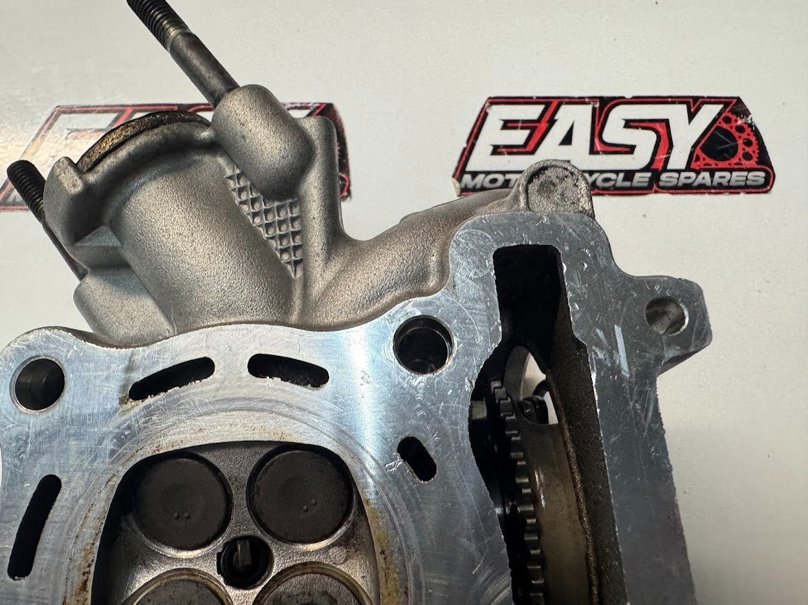 Yamaha YZF R15 2015-2018 Cylinder Head OEM Genuine 2FB-E1102-00