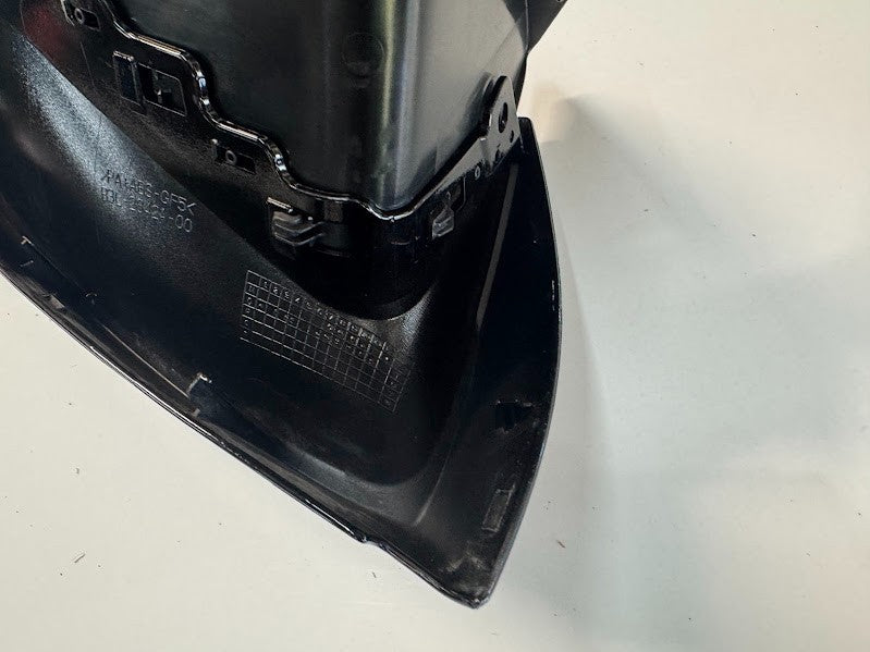 Yamaha YZF R1 2020-2025 Cover 5 LH Fairing Cowl OEM Genuine B3L-2842A-00