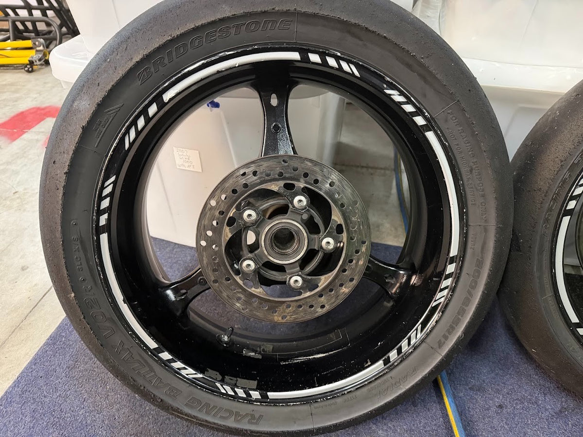 Front & Rear Wheel Set Suzuki GSXR 1000 2007-2008 OEM 64111-41G00-019