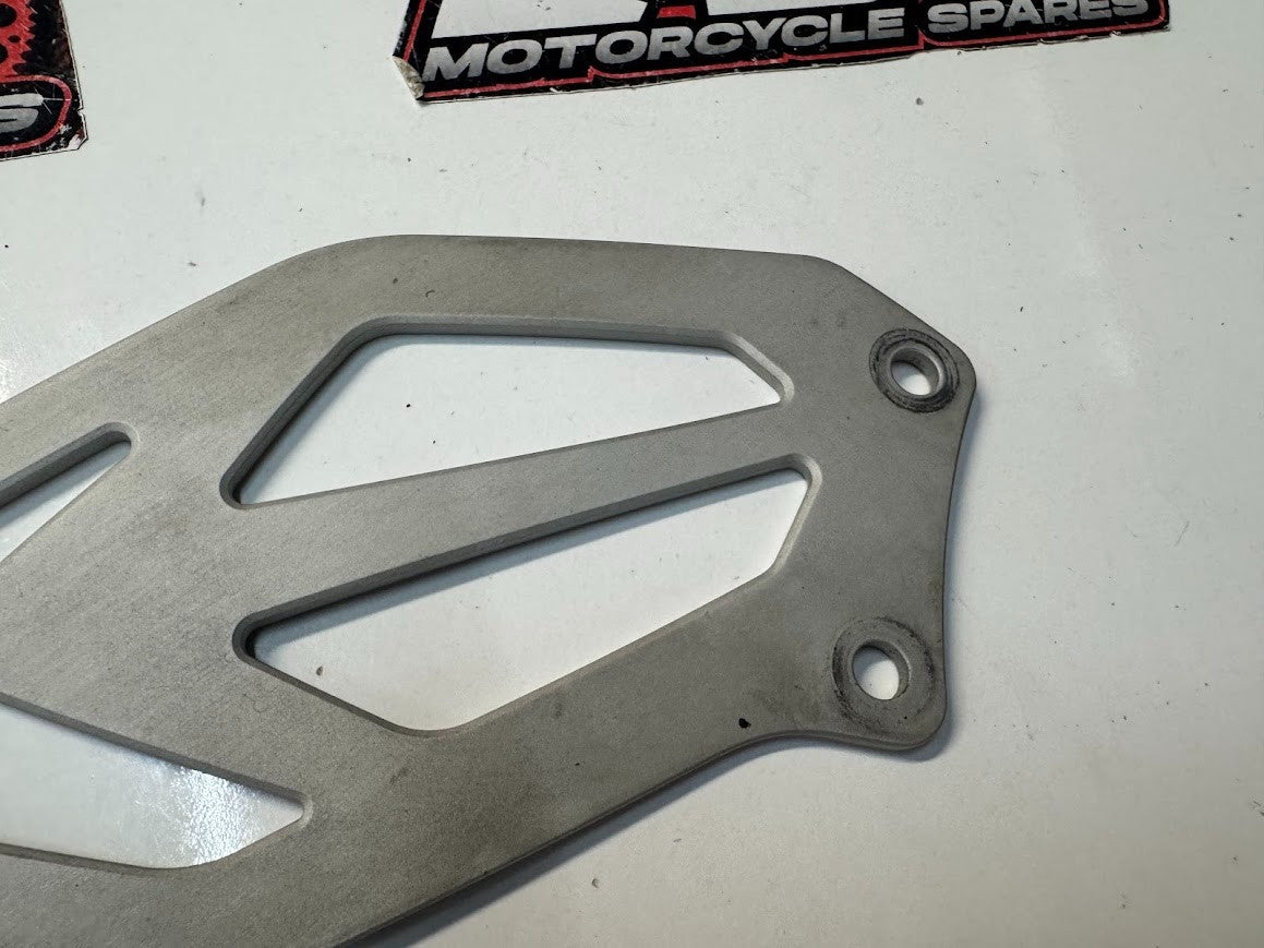 BMW S1000RR 2016 RH Foot Rest Heel Guard OEM Genuine K46 46718536862