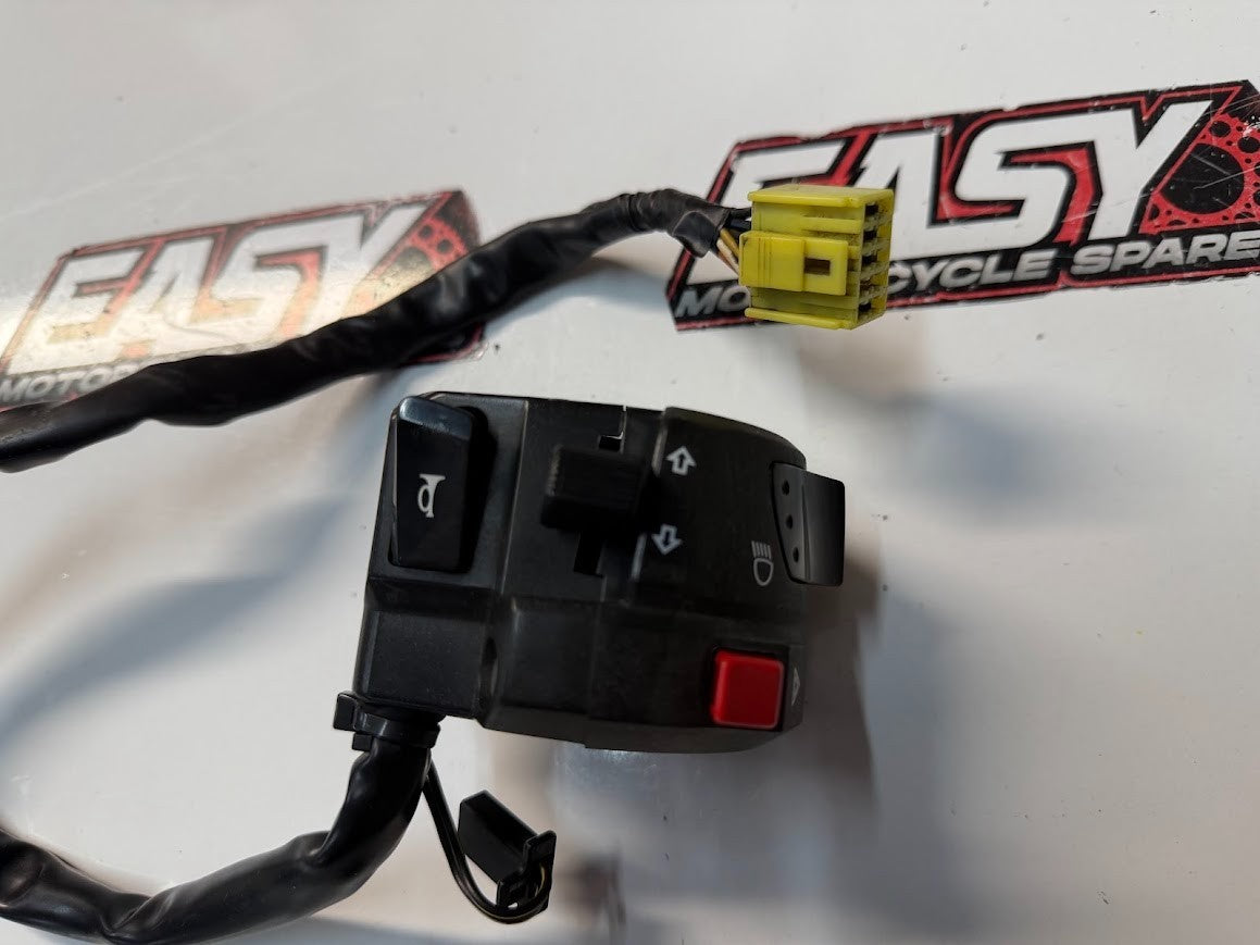 LH Switch Block Controls Suzuki GSXR 1000 2005-2006 OEM 37400-29G12