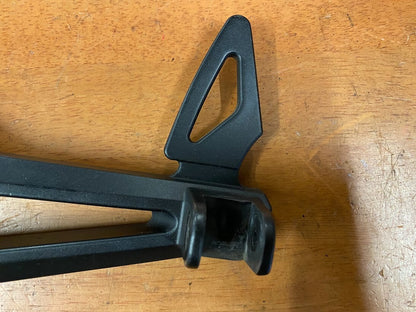 LH Pillion Peg Bracket Yamaha FZ6-S 2006