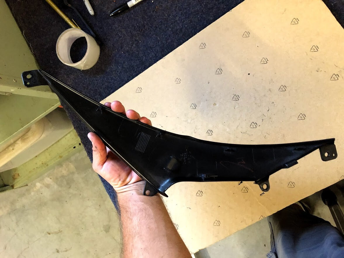 Left Inner Cowling Trim Yamaha R3 15-16 2016 1WD-F835U-00