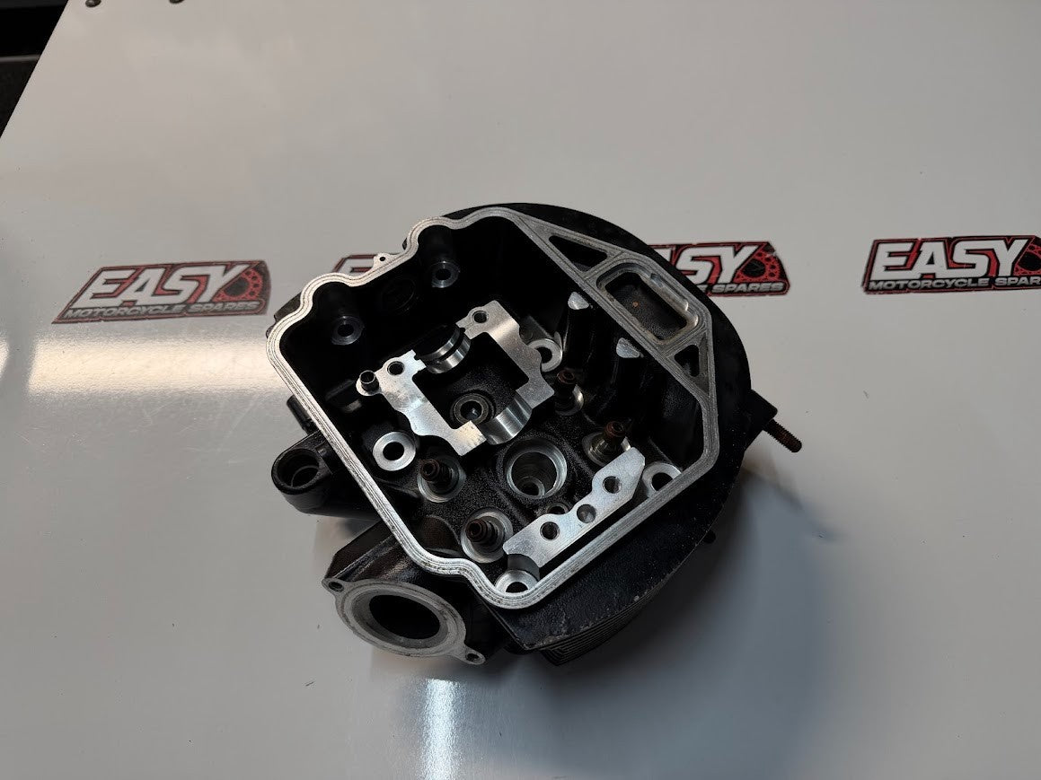 Front Cylinder Head Kawasaki Vulcan VN900 Classic 2006-2019 OEM 11008-0102