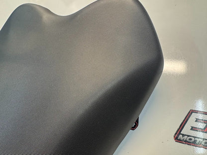 Suzuki GSXR 1000 2012-2016 Riders Seat OEM Genuine 45100-47H11-DW2