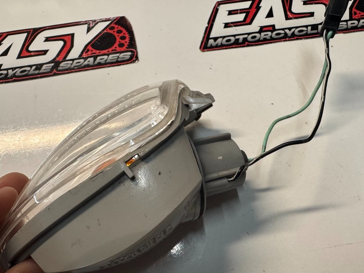 RH Front Indicator Blinker Suzuki GSXR 1000 05-16 2008 35601-41G00