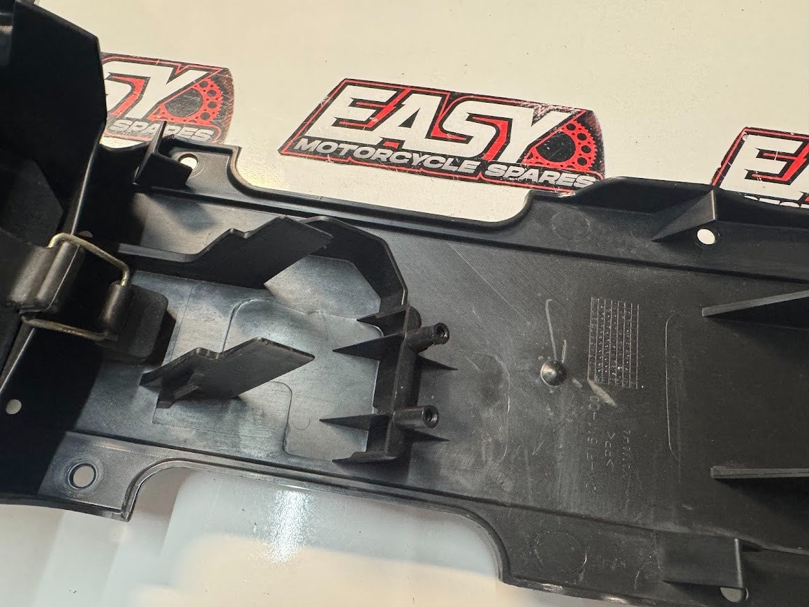 Yamaha YZF R15 2013-2018 Inner Fender Battery Tray OEM Genuine 1CK-F1611-00