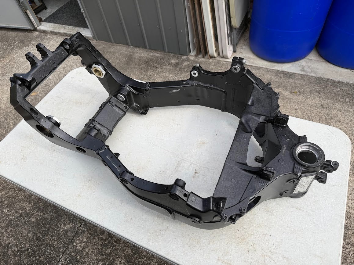 Main Frame Clear Title Suzuki GSXR 1000 2005-2006 OEM 41000-41G00-YAP
