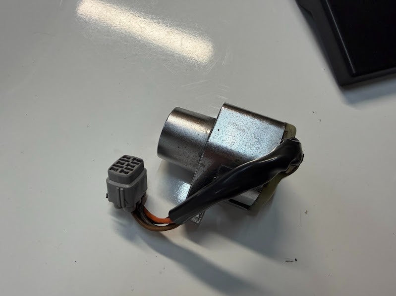 ECU Ignition Lockset Suzuki Boulevard C109R VLR 1800 T 2008-2012 OEM 32920-22H01