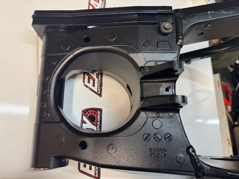 Suzuki GSXR 1000 2007-2008 Swingarm Suspension OEM Genuine 61000-21H00-YAP