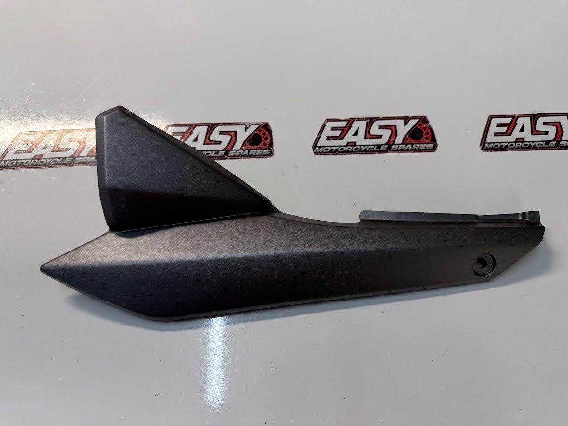 LH Frame Cover Fairing Suzuki GSF 1250 S Bandit 2012 OEM 47211-38G03-Y4P