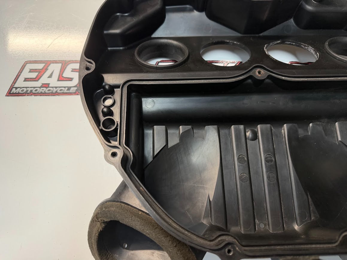 Airbox Cleaner Case Lower Suzuki GSXR 1000 2007-2008 OEM 13700-21H00 #3