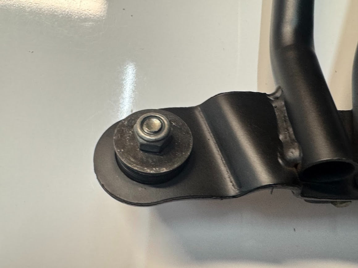 Yamaha YZF R15 2013-2018 RH Pillion Peg & Bracket OEM Genuine 1CK-F742L-00