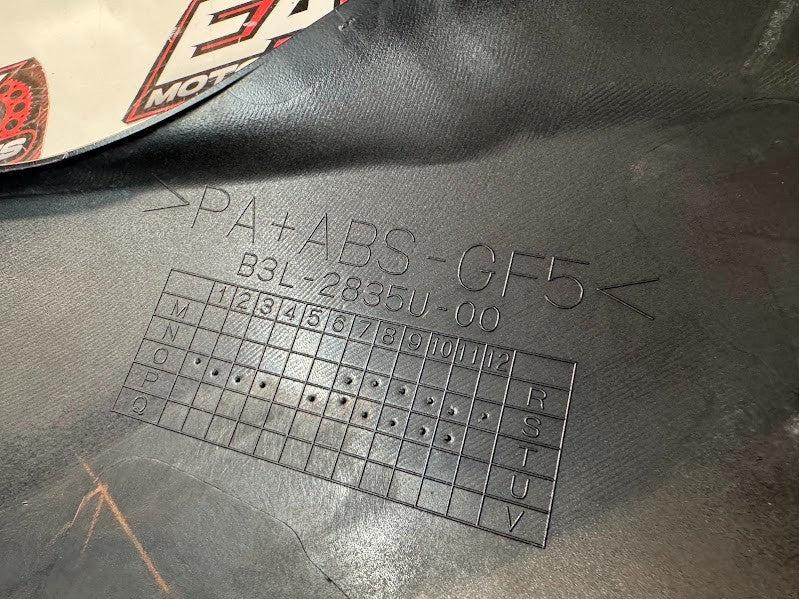 Yamaha YZF R1 2020-2021 LH Main Fairing OEM Genuine B3L-2835U-00