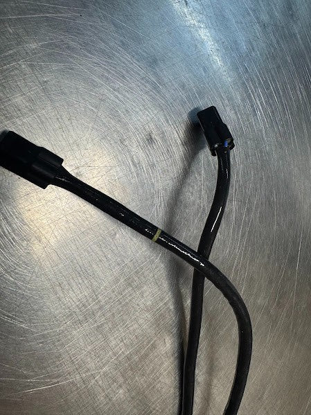 Yamaha YZF R1 2015-2025 o2 Oxygen Sensor Pair OEM Genuine 2CR-8592A-20