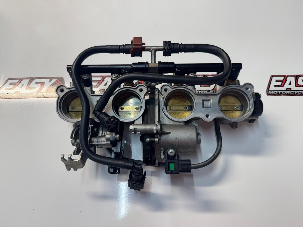 Yamaha YZF R1 2015-2016 Throttle Bodies Injectors TPS OEM Genuine 2CR-13750-00