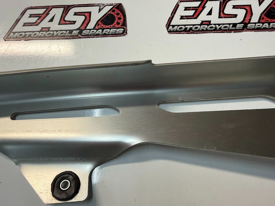 Rear Chain Guard VGC Suzuki GSF 1250 S Bandit 2007-2016 OEM 61311-27E20