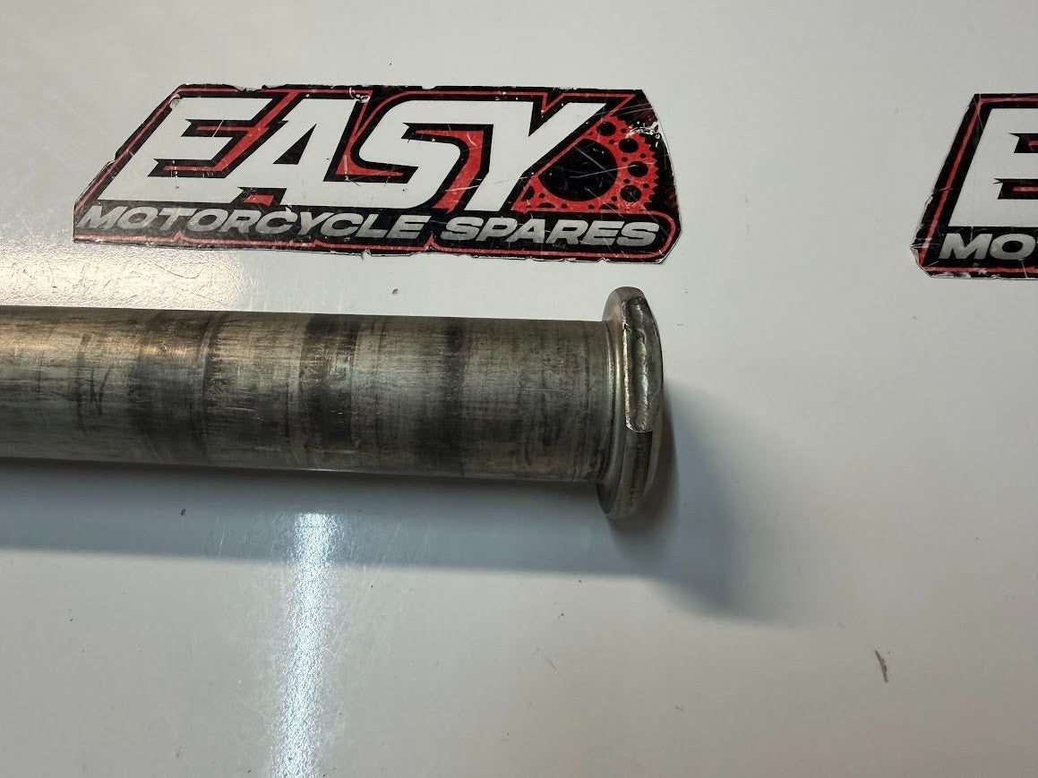 Rear Wheel Axle Suzuki GSXR 1000 2001-2008 OEM 64711-33E20