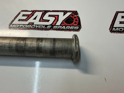 Rear Wheel Axle Suzuki GSXR 1000 2001-2008 OEM 64711-33E20
