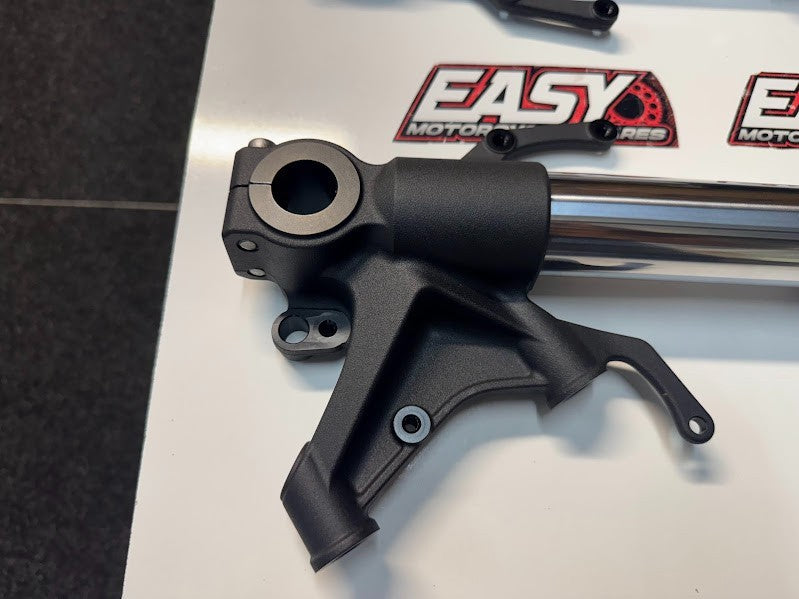 Yamaha YZF R1 2022-2024 Front Forks Suspension OEM Genuine B3L-23102-01