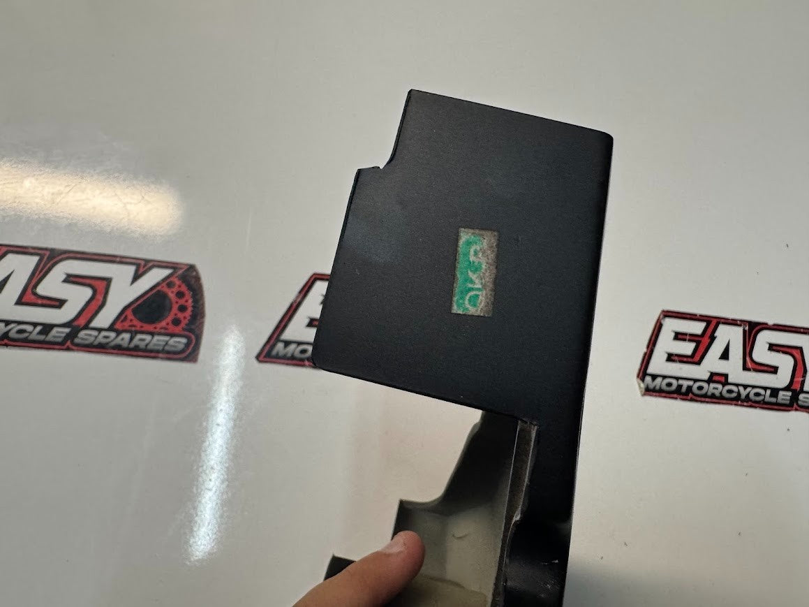 Yamaha YZF R15 2012-2018 Front Sprocket Cover OEM Genuine 38B-E5418-00