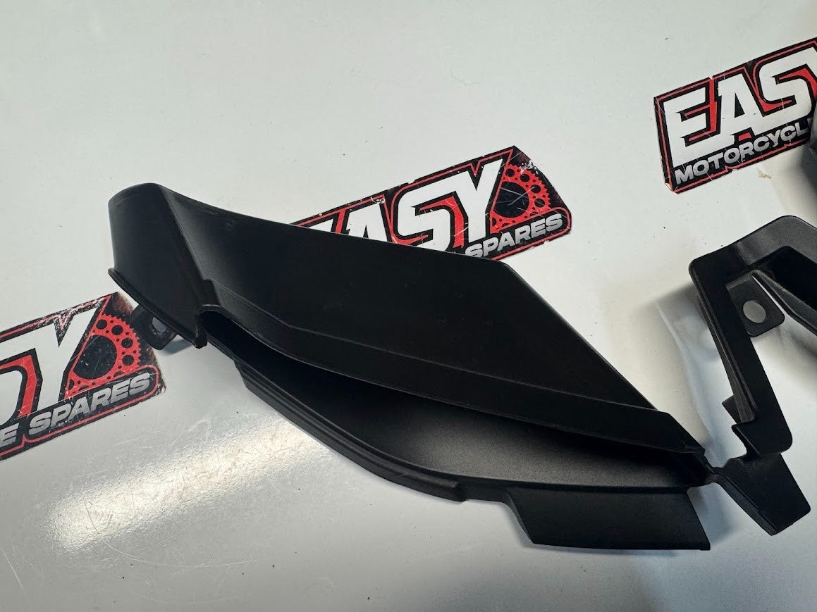 Aprilia RS4 125 4T 2011-2016 Lower Headlight Cover OEM Genuine 897690