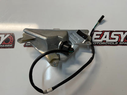 LH Front Blinker Indicator Kawasaki Ninja 300 2013-2017 OEM 23040-0147