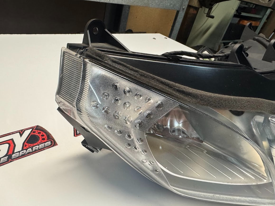 Aprilia RS4 125 4T 2011-2016 Headlight Assembly OEM Genuine 897575