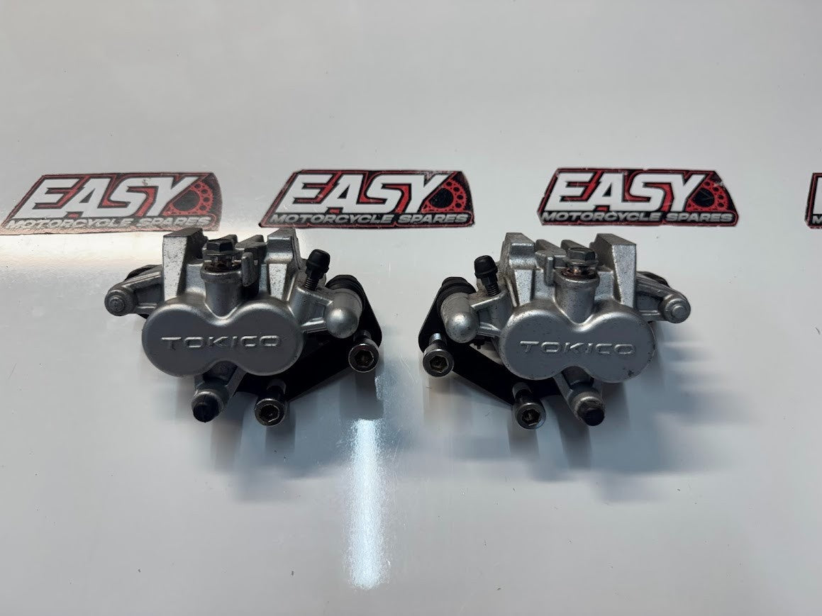 Suzuki VL 1500 Intruder 2002-2009 Front Brake Calipers OEM 59100-33DD0-999