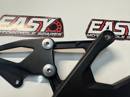 Yamaha YZF R1 2015-2025 RH Riders Peg Bracket Rear Set OEM Genuine 2CR-27443-00