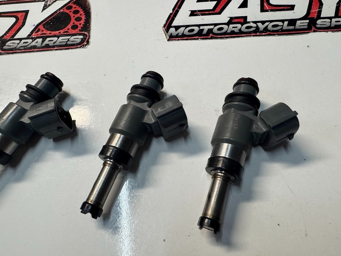 Yamaha MT-10 2016-2025 Primary Fuel Injectors OEM Genuine 4C8-13761-00