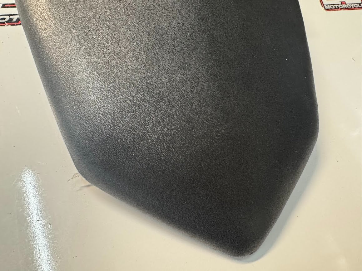 Yamaha YZF R15 2013-2018 Pillion Seat Passenger OEM Genuine 1CK-F4750-00