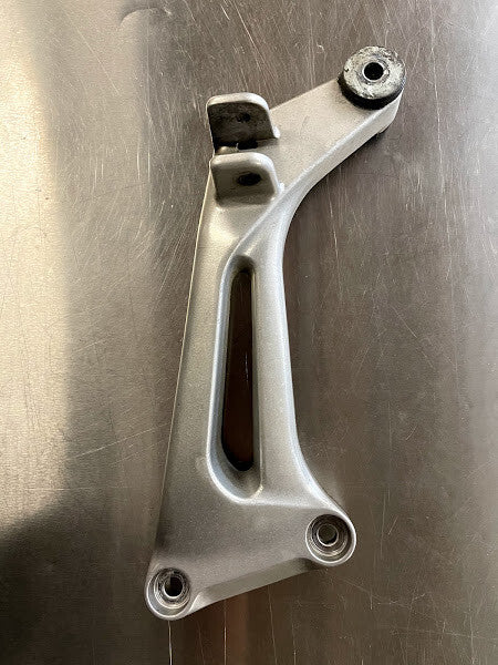 RH Pillion Bracket Honda VTR 1000 98-00 1998 