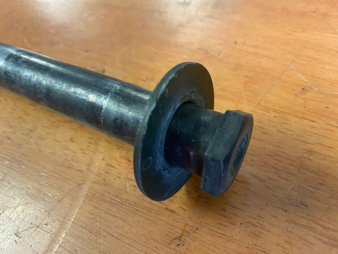 Rear Axle Yamaha FZS 600 1998