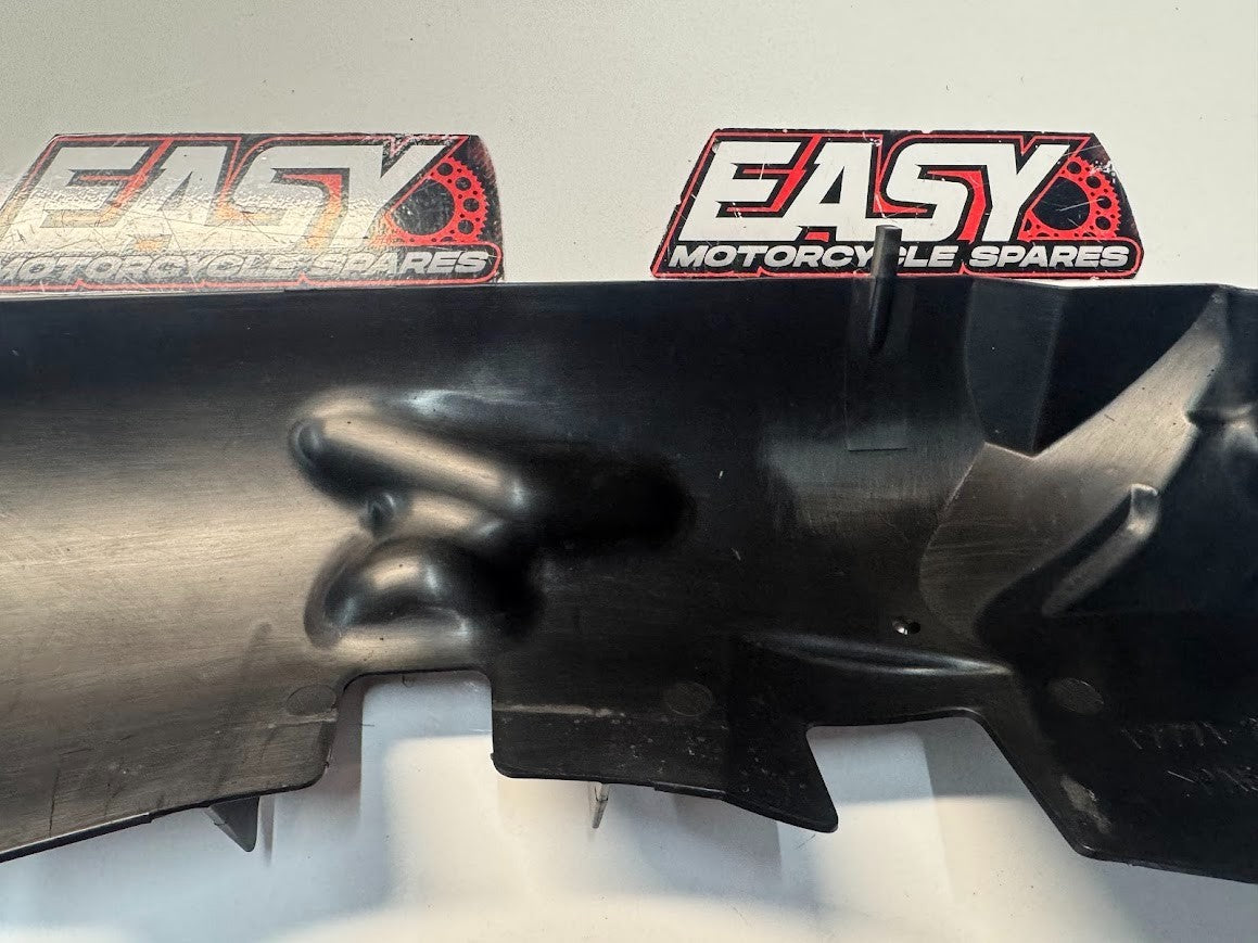 Radiator Heat Shield Suzuki GSXR 1000 07-08 2008 17771-21H00