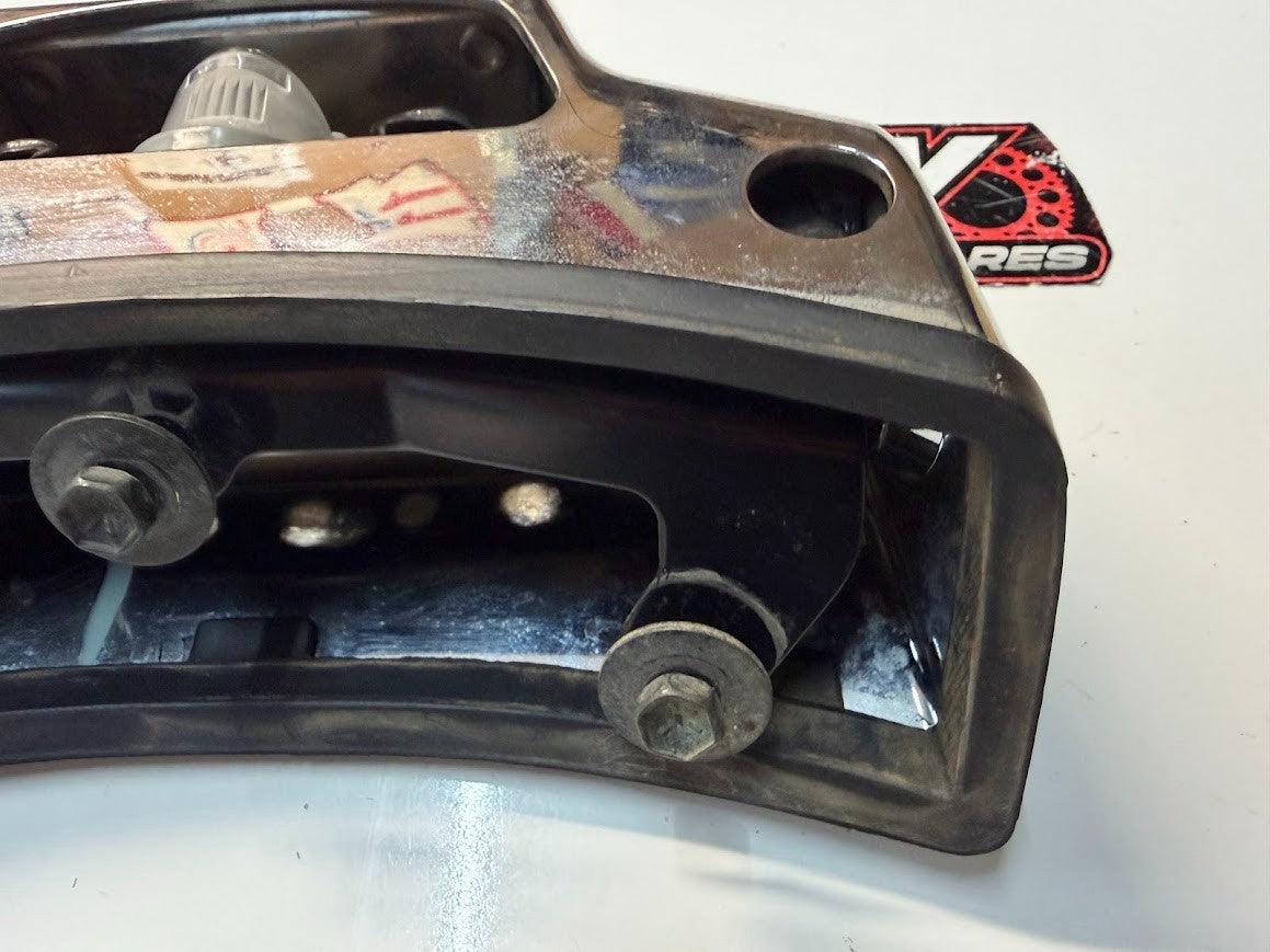 Turn Signal Cover Suzuki Boulevard C109R VLR 1800 T 2008-2014 OEM 35621-22H00