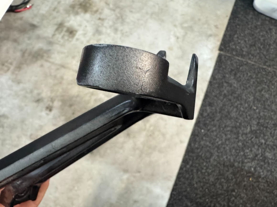 LH Pillion Peg Bracket Suzuki GSXR 1000 07-08 2008 43700-21H00