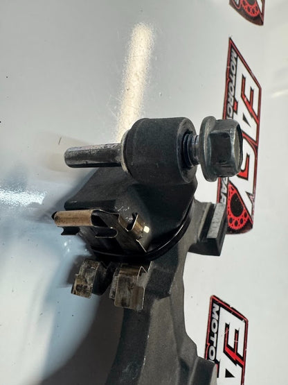 Rear Brake Caliper Bracket Suzuki GSXR 1000 07-08 2008 69150-21H00