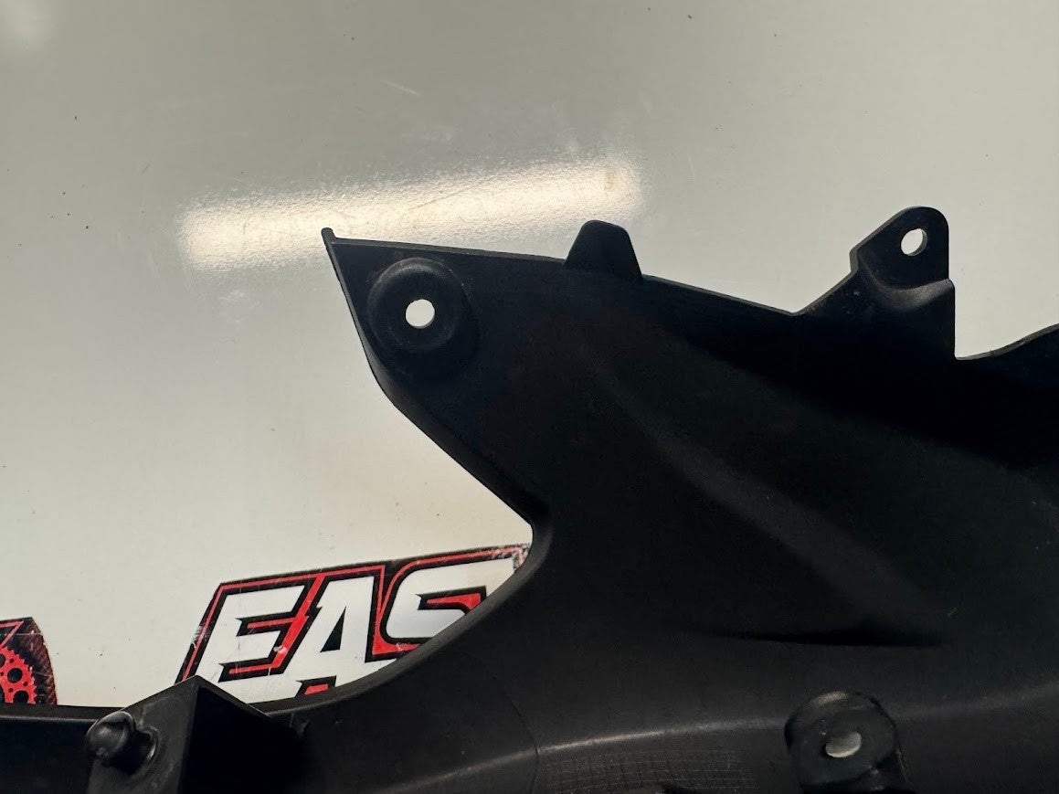 Suzuki GSXR 1000 2009-2016 RH Rear Frame Cover Fairing OEM Genuine 47111-47H00