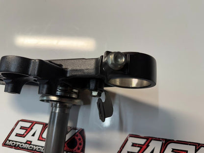 Triple Trees Clamps Honda CBR 500R 2013-2018 OEM 53219-MGZ-J00