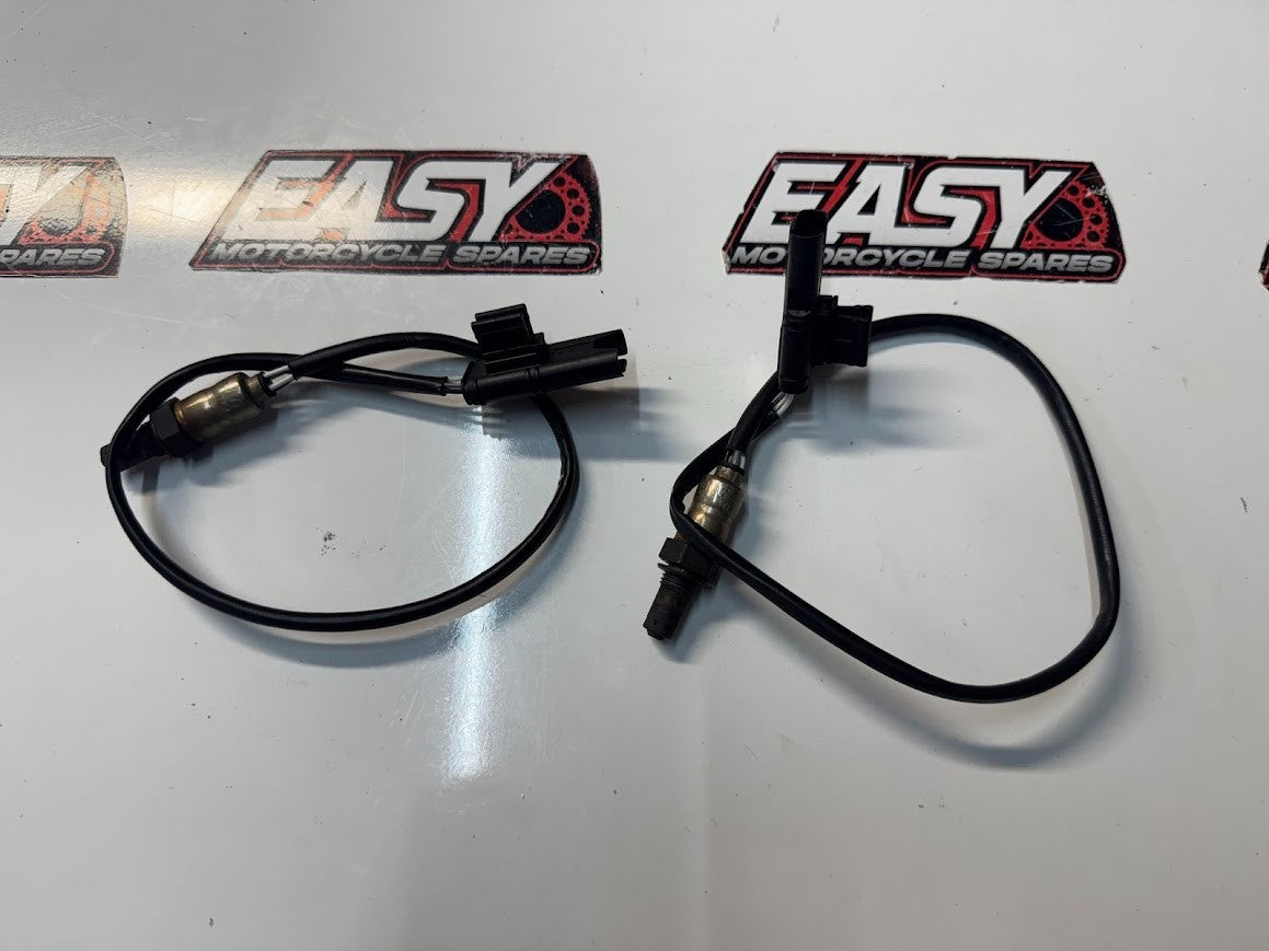 BMW S1000RR 2016 Oxygen o2 Sensor Pair OEM Genuine K46 11787716654