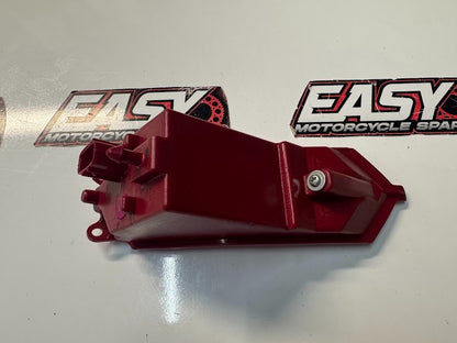 Yamaha YZF R1 2015-2025 Rear Brake Light Taillight OEM Genuine 2CR-84710-01