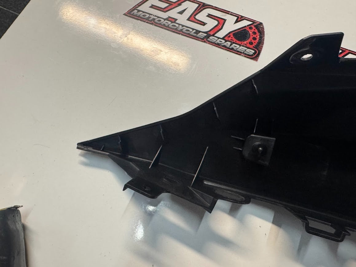 Yamaha YZF R7 2022-2025 Side Cover 4 Fairing OEM Genuine BEB-21741-00