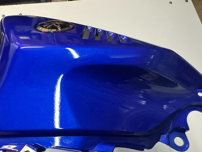 Yamaha YZF R7 2022-2025 RH Tank Fairing Cover OEM Genuine BEB-24139-00